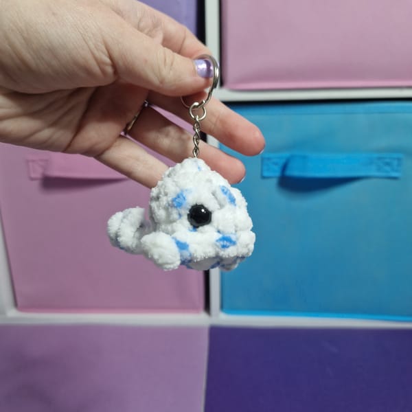 Making and selling thousands of crochet keyrings